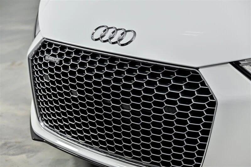 2017 Audi 4S R8 - Image 6 of 31