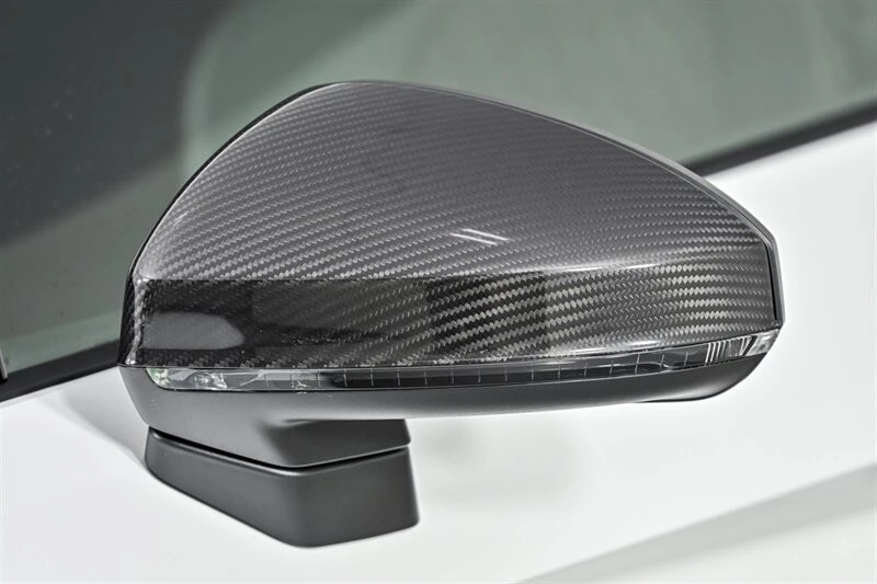 2017 Audi 4S R8 - Image 7 of 31