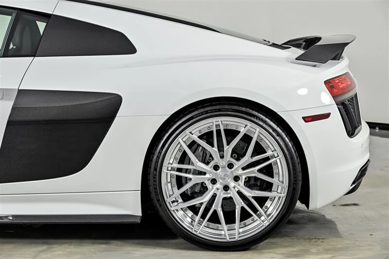 2017 Audi 4S R8 - Image 12 of 31