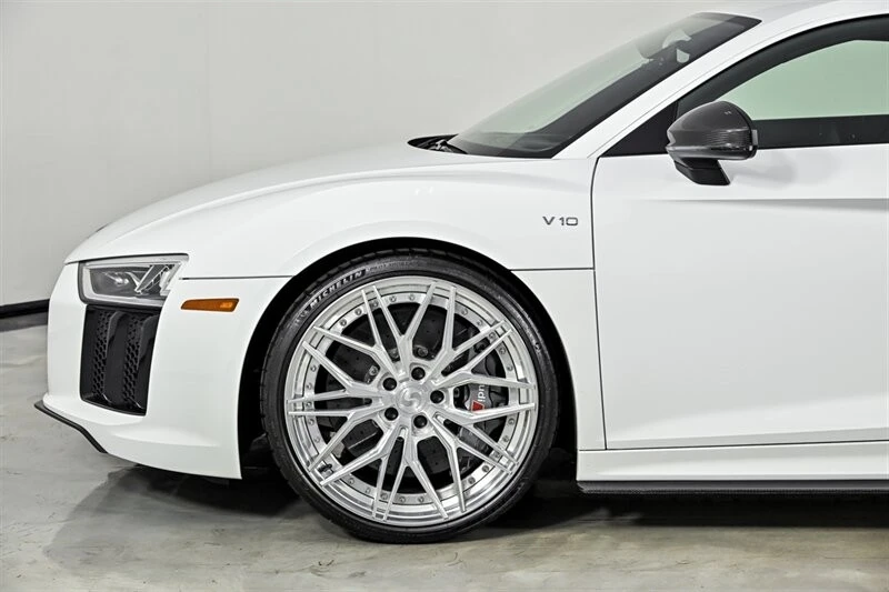 2017 Audi 4S R8 - Image 10 of 31