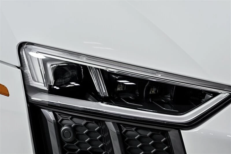 2017 Audi 4S R8 - Image 5 of 31