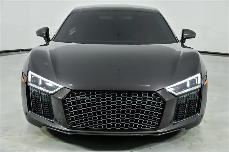 2017 Audi 4S R8 - Image 5 of 12