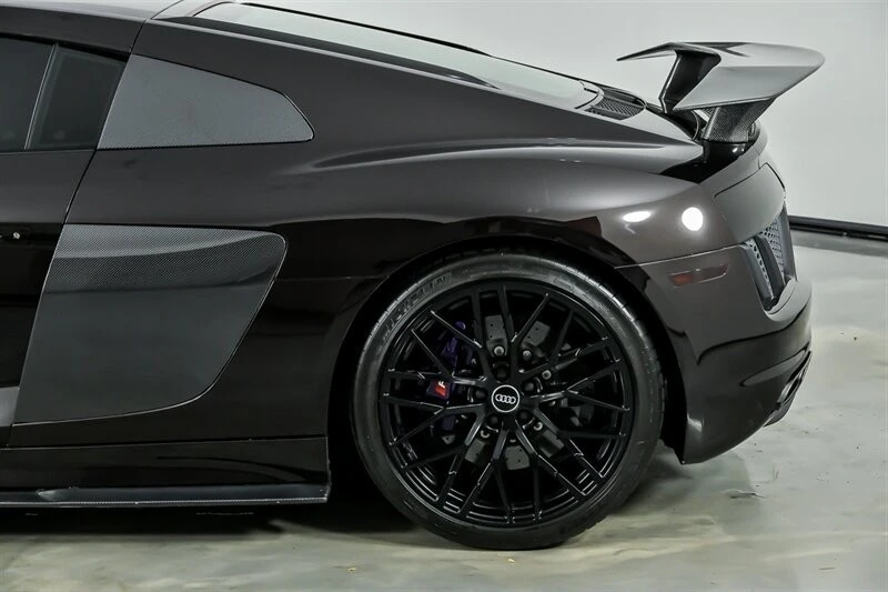 2017 Audi 4S R8 - Image 9 of 12
