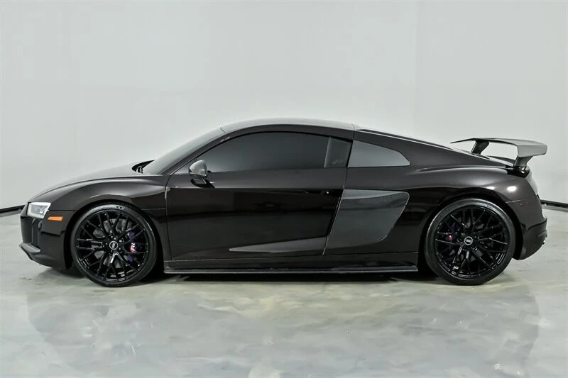 2017 Audi 4S R8 - Image 8 of 12