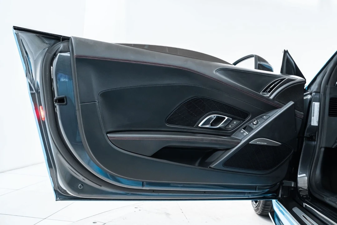 2017 Audi 4S R8 - Image 25 of 31