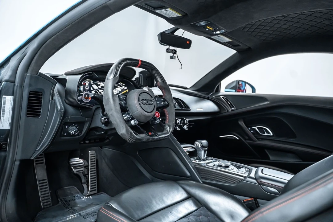 2017 Audi 4S R8 - Image 26 of 31