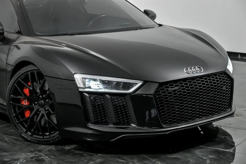 2017 Audi 4S R8 - Image 2 of 21