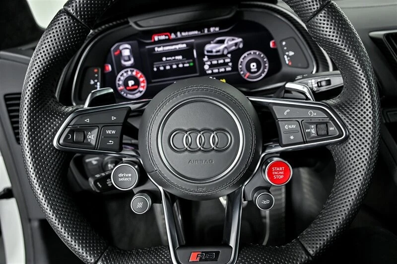 2017 Audi 4S R8 - Image 27 of 31