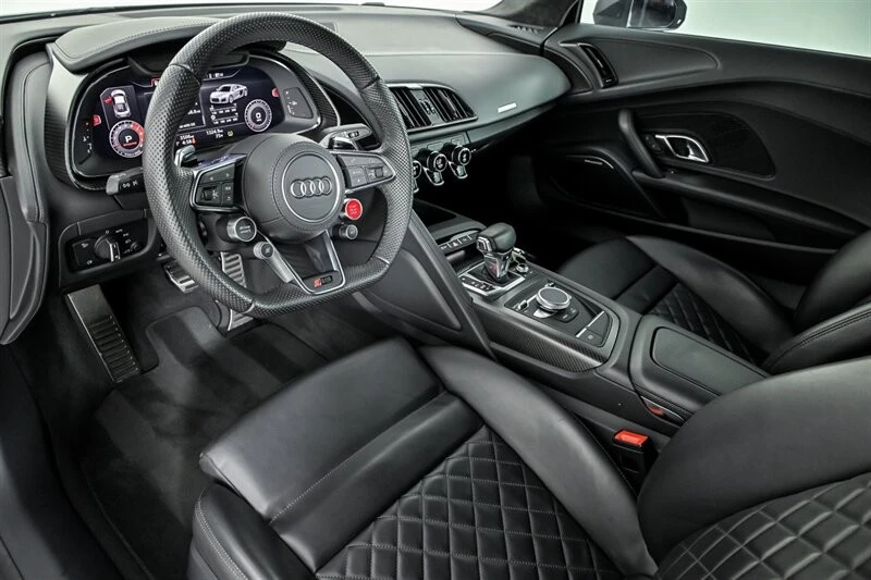 2017 Audi 4S R8 - Image 19 of 31