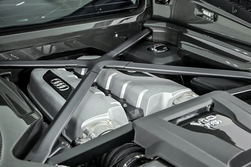 2017 Audi 4S R8 - Image 15 of 31