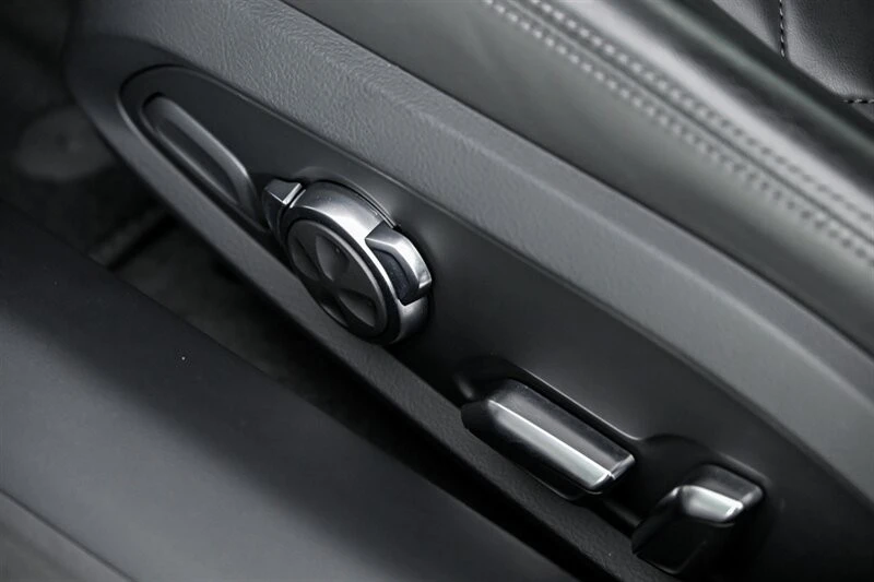 2017 Audi 4S R8 - Image 25 of 31