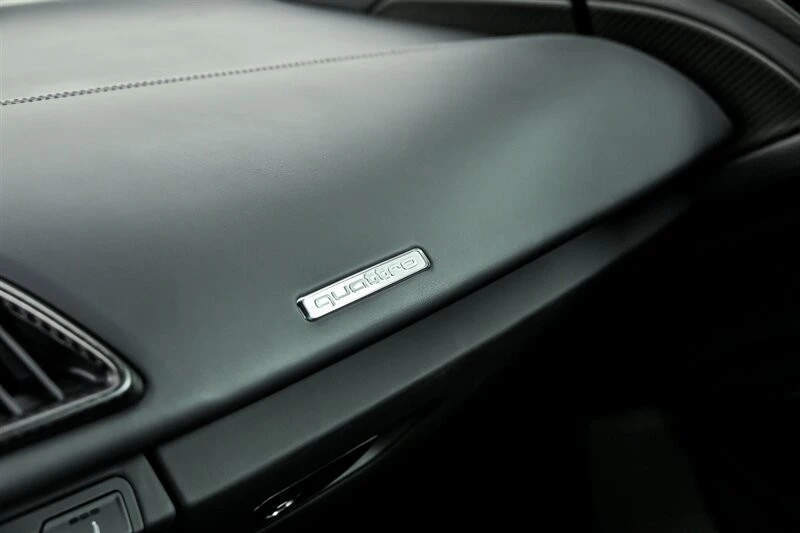 2017 Audi 4S R8 - Image 30 of 31