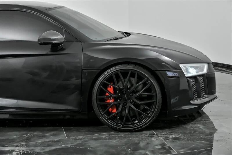 2017 Audi 4S R8 - Image 14 of 21