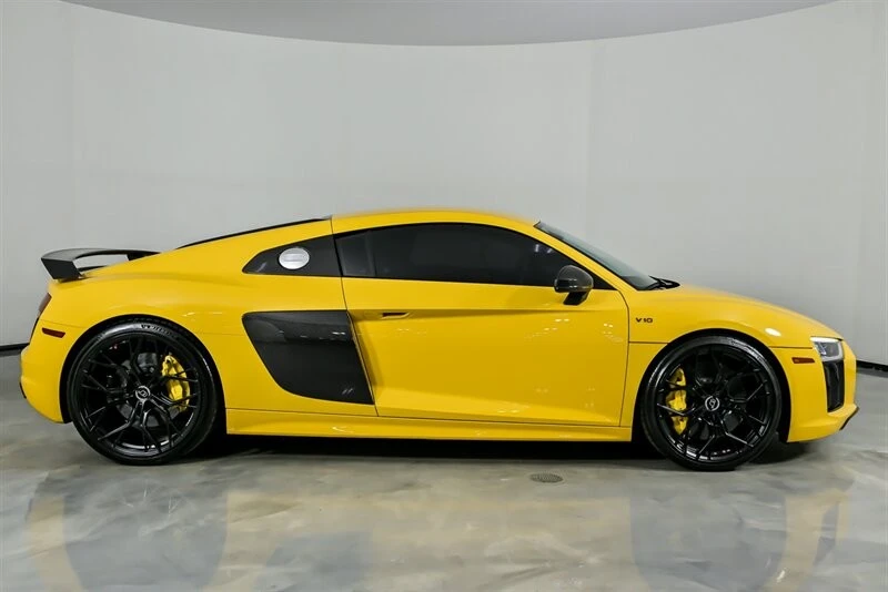 2017 Audi 4S R8 - Image 16 of 21