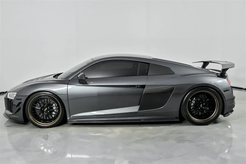 2017 Audi 4S R8 - Image 8 of 21