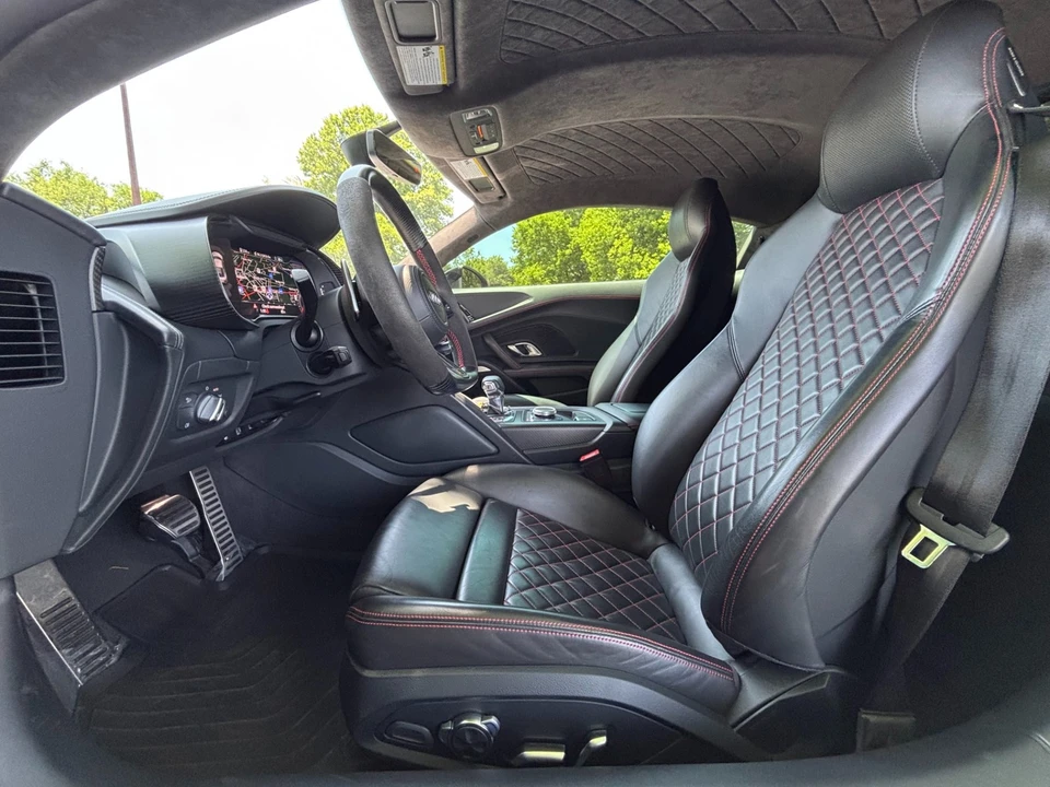 2017 Audi 4S R8 - Image 9 of 31
