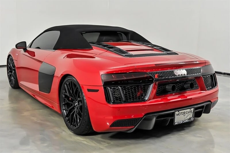 2017 Audi 4S R8 - Image 14 of 31