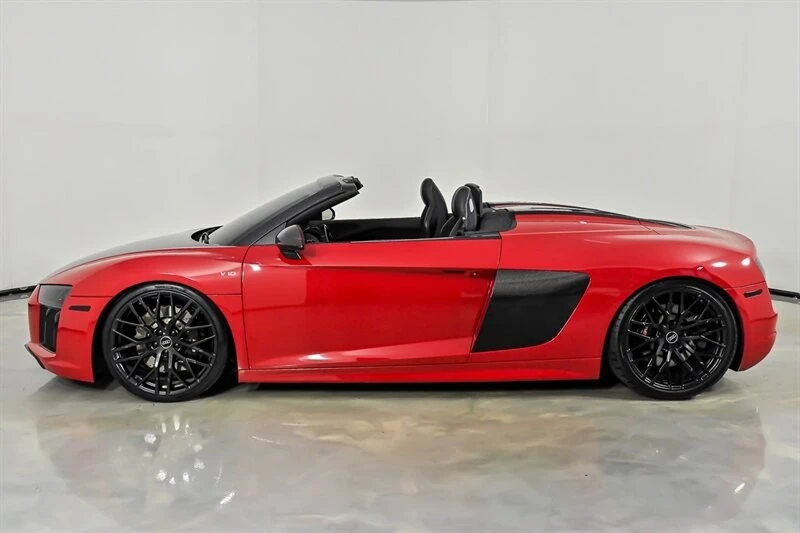 2017 Audi 4S R8 - Image 7 of 31