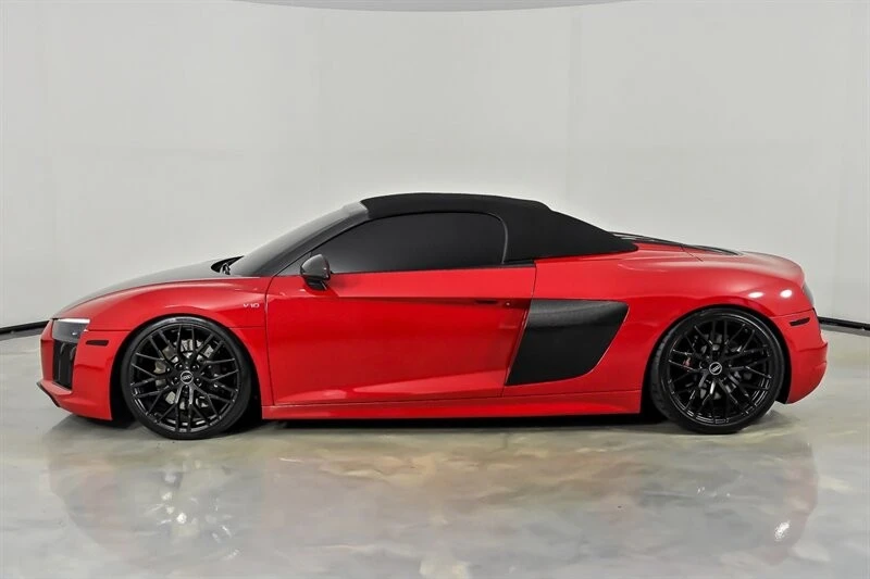 2017 Audi 4S R8 - Image 15 of 31