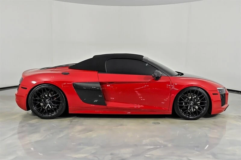 2017 Audi 4S R8 - Image 12 of 31