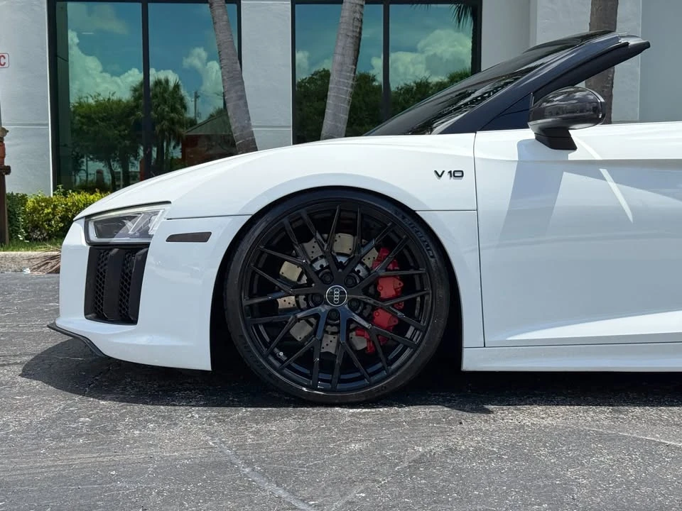 2017 Audi 4S R8 - Image 8 of 17