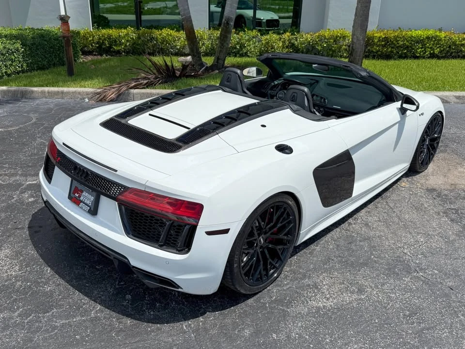 2017 Audi 4S R8 - Image 10 of 17