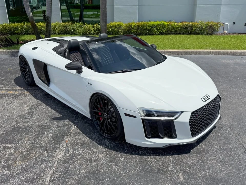 2017 Audi 4S R8 - Image 4 of 17