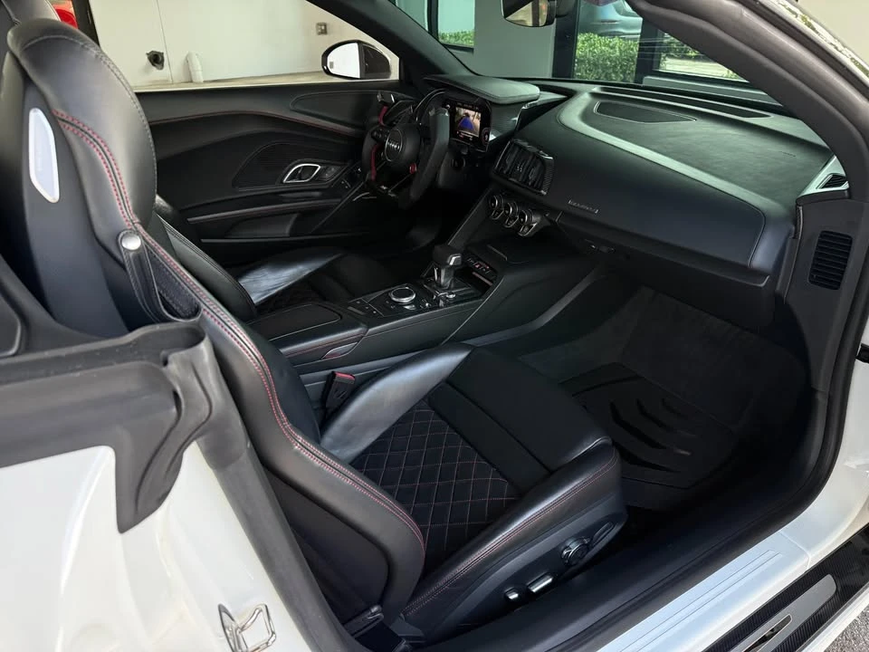 2017 Audi 4S R8 - Image 17 of 17