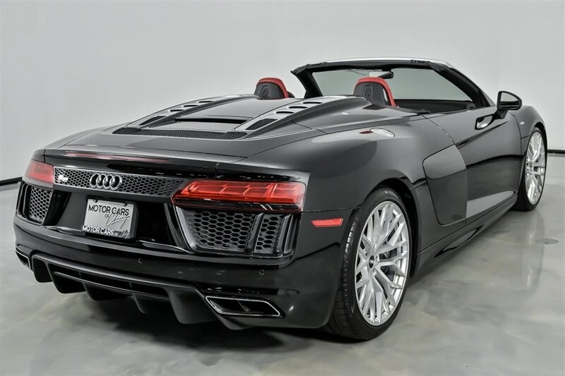 2017 Audi 4S R8 - Image 12 of 21