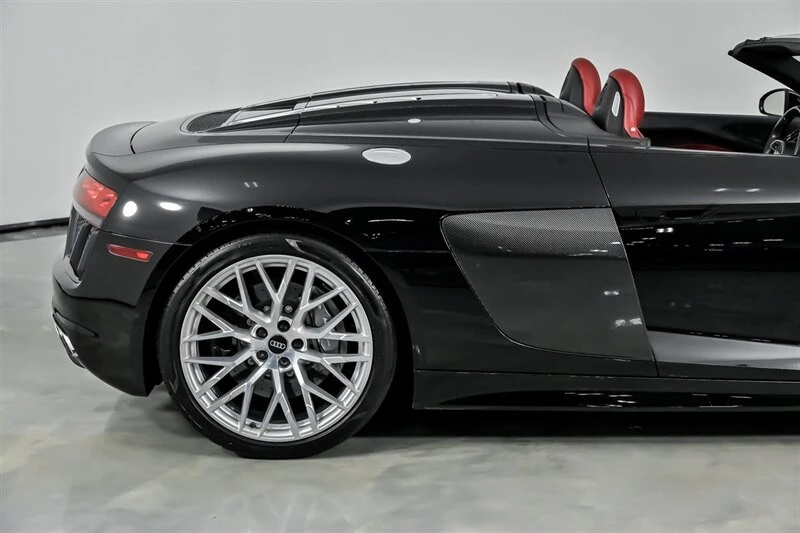 2017 Audi 4S R8 - Image 13 of 21