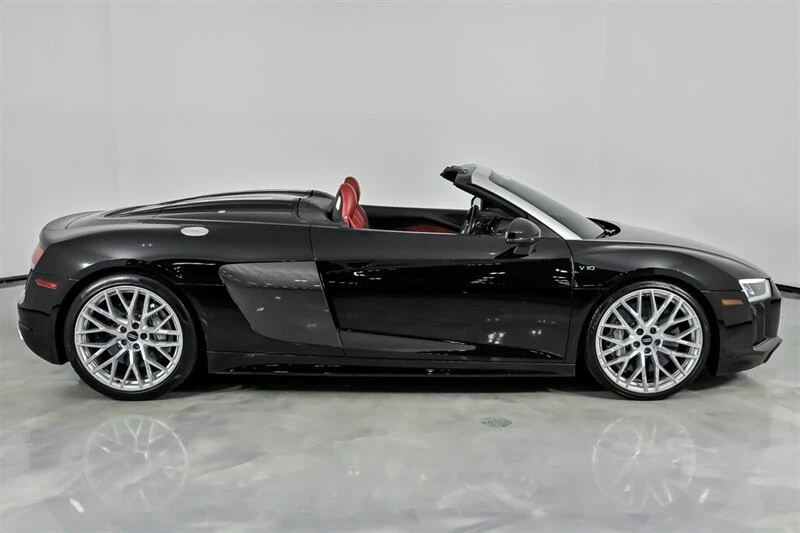 2017 Audi 4S R8 - Image 14 of 21