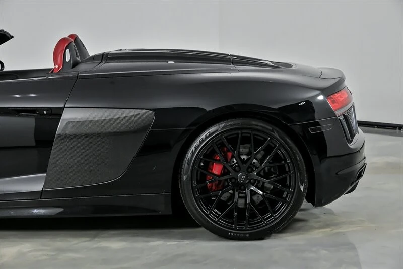 2017 Audi 4S R8 - Image 9 of 21