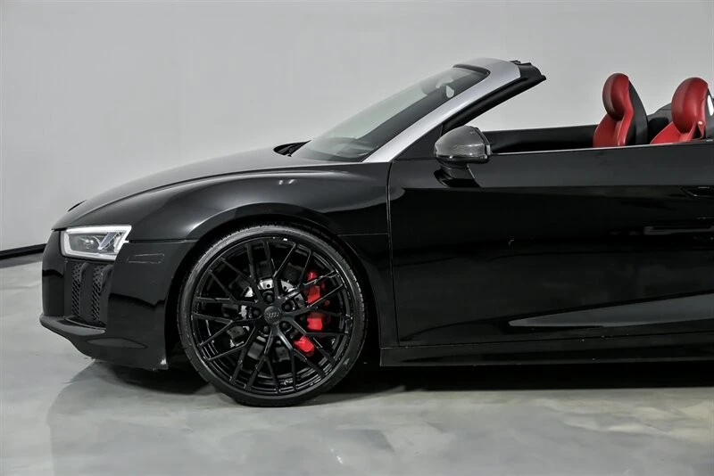 2017 Audi 4S R8 - Image 7 of 21