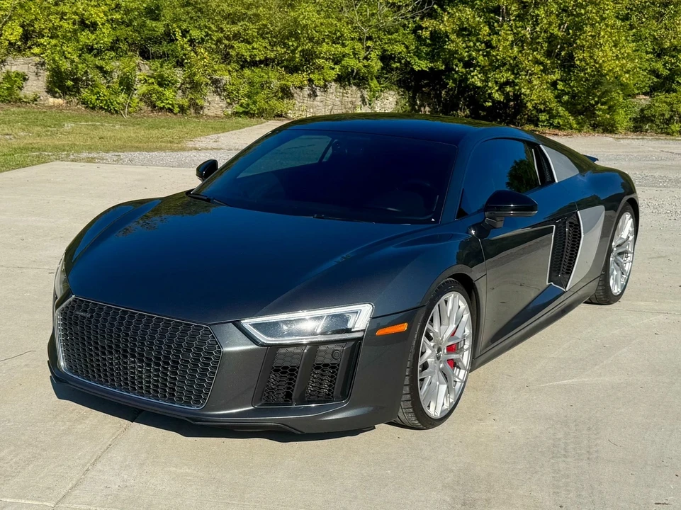 2017 Audi 4S R8 - Image 2 of 12
