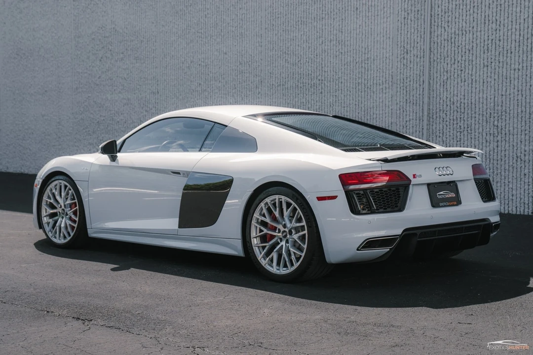 2017 Audi 4S R8 - Image 10 of 12