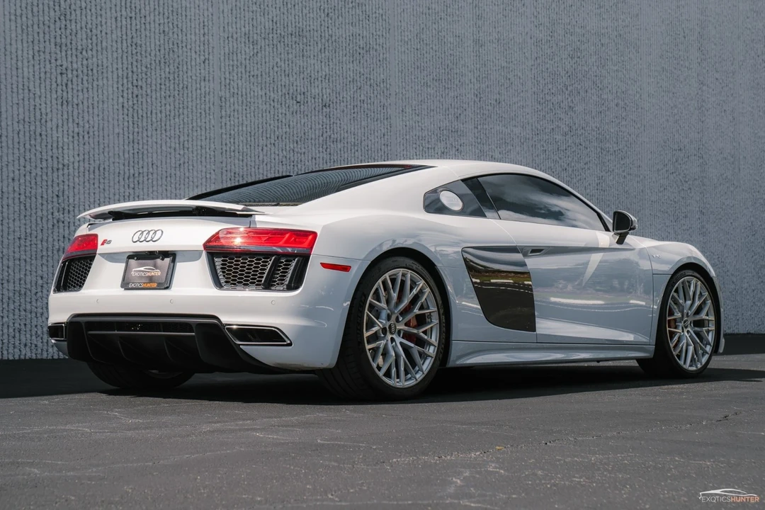 2017 Audi 4S R8 - Image 3 of 12