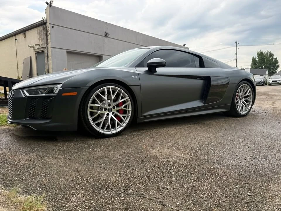 2017 Audi 4S R8 - Image 7 of 8