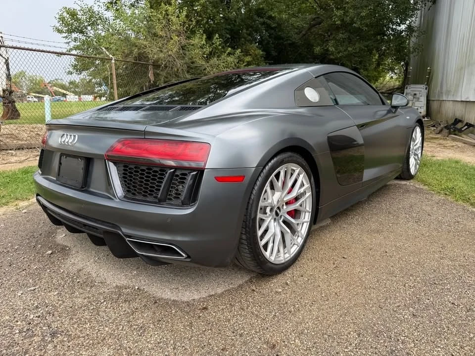 2017 Audi 4S R8 - Image 3 of 8