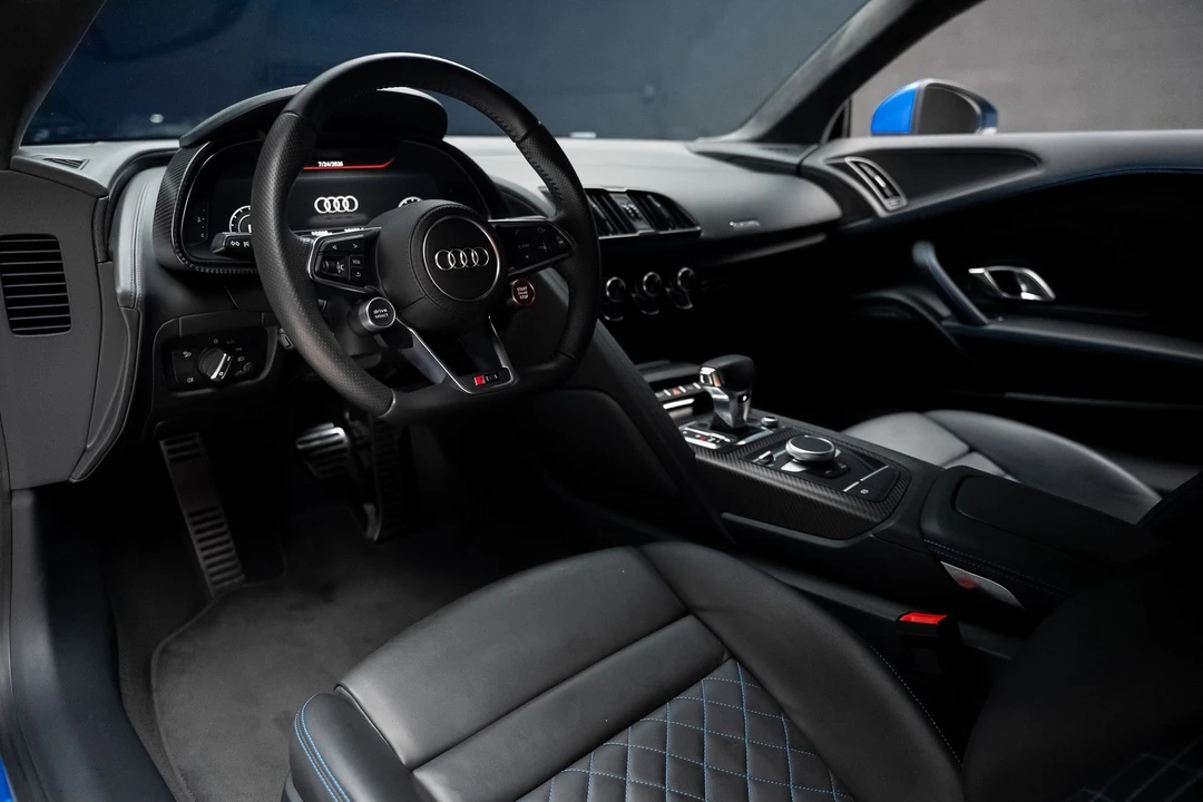 2017 Audi 4S R8 - Image 2 of 31