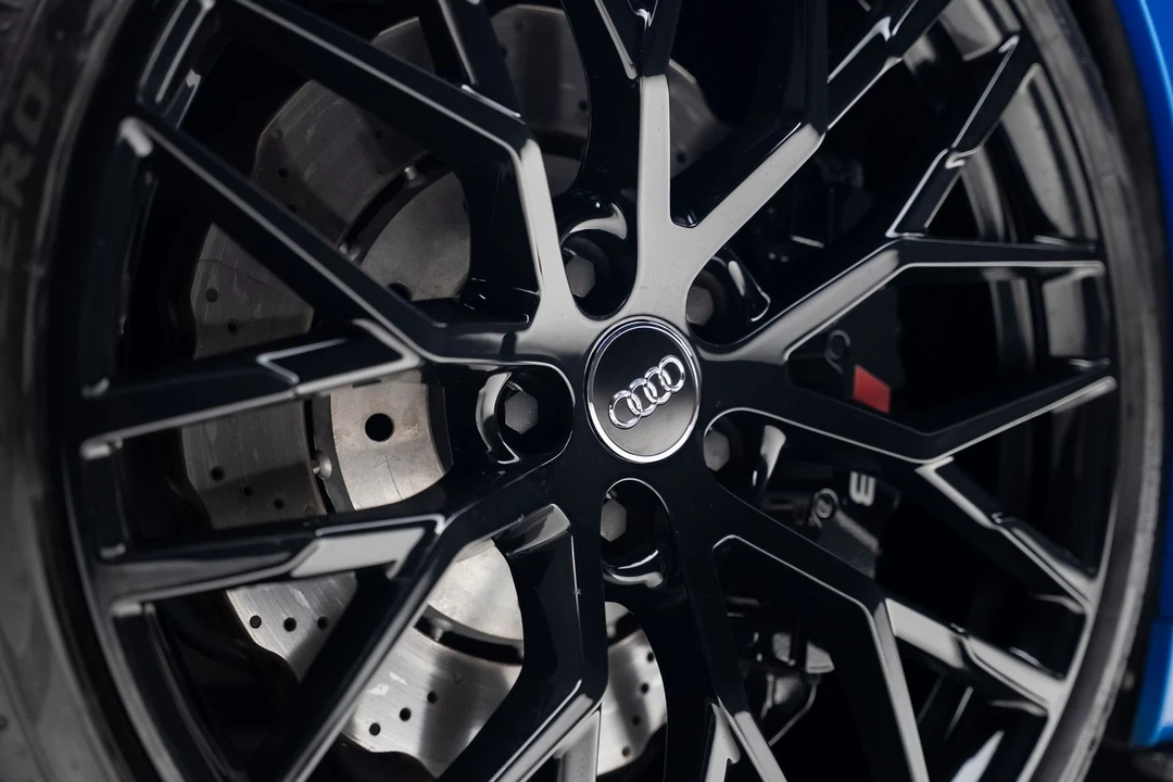 2017 Audi 4S R8 - Image 22 of 31
