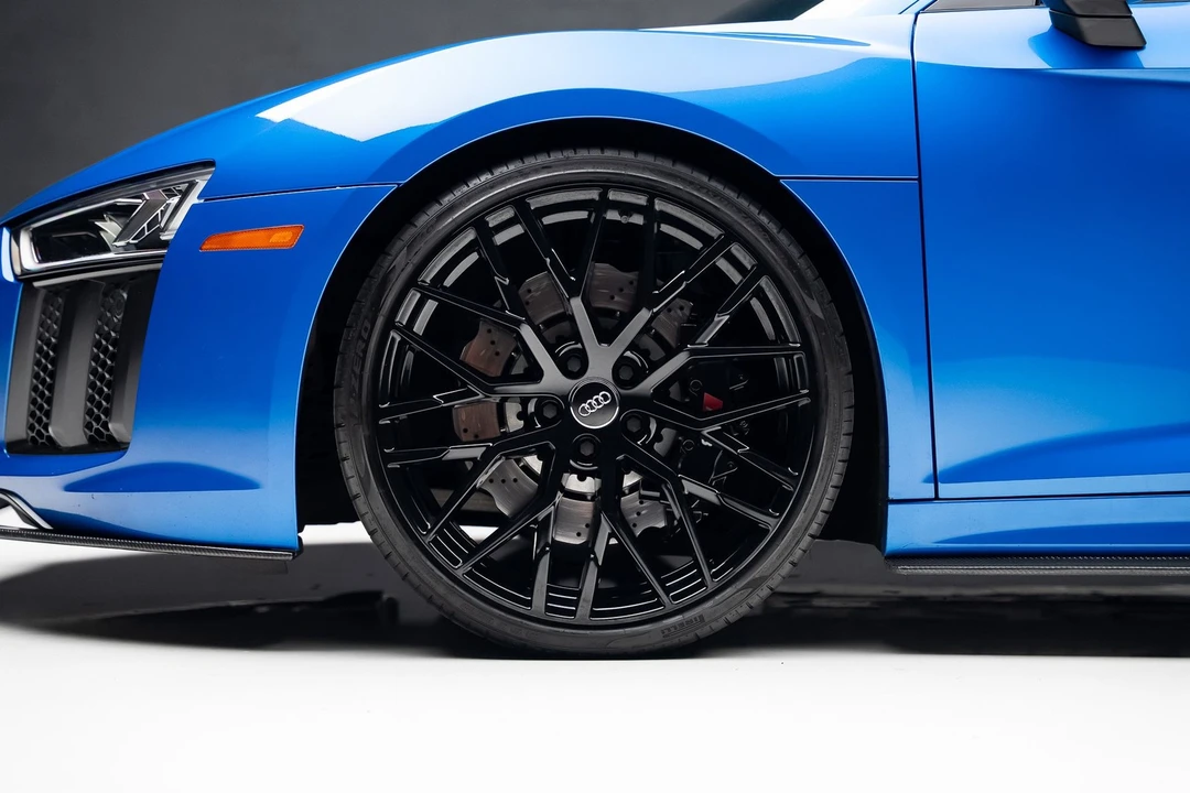 2017 Audi 4S R8 - Image 19 of 31