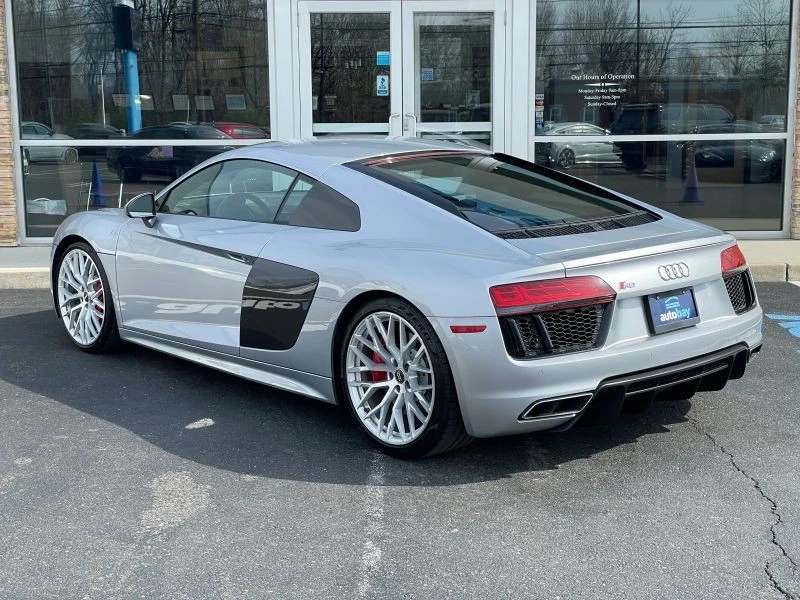 2017 Audi 4S R8 - Image 9 of 12