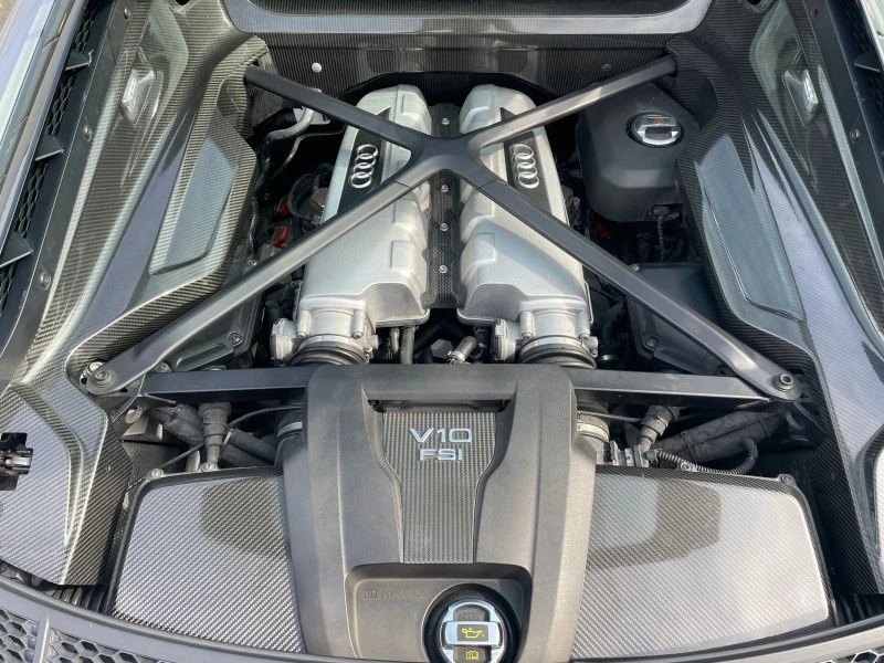 2017 Audi 4S R8 - Image 7 of 12