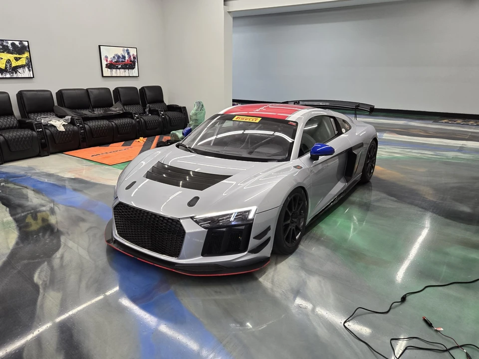 2017 Audi 4S R8 - Image 30 of 31