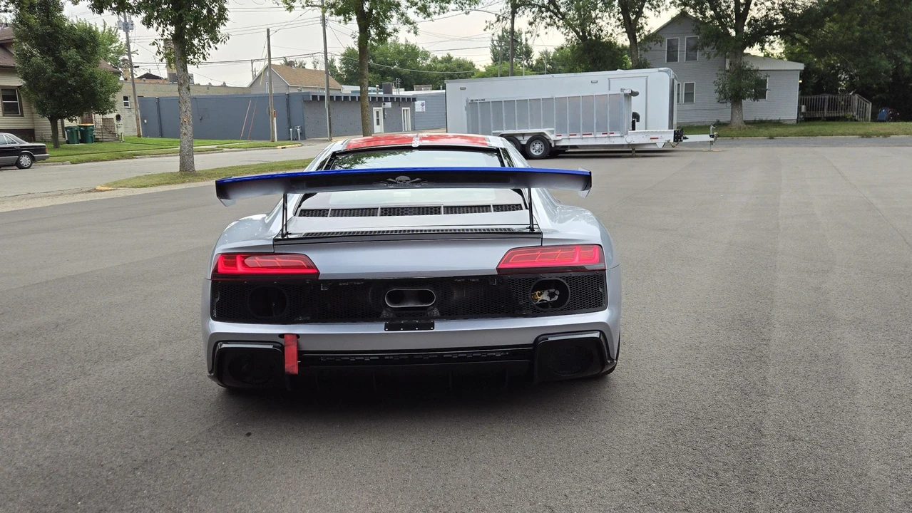 2017 Audi 4S R8 - Image 12 of 31