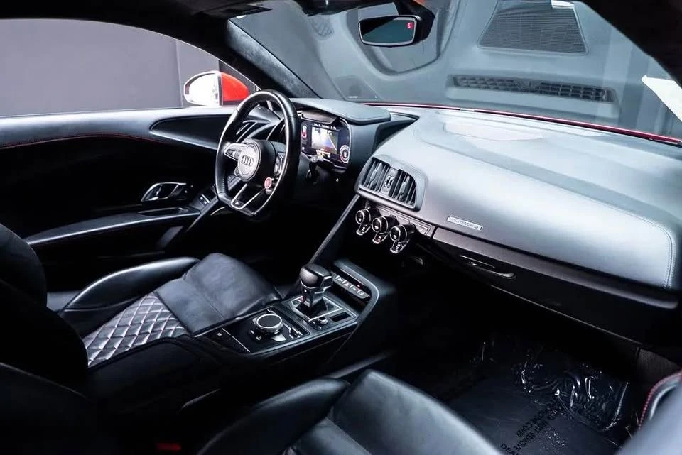 2017 Audi 4S R8 - Image 9 of 9