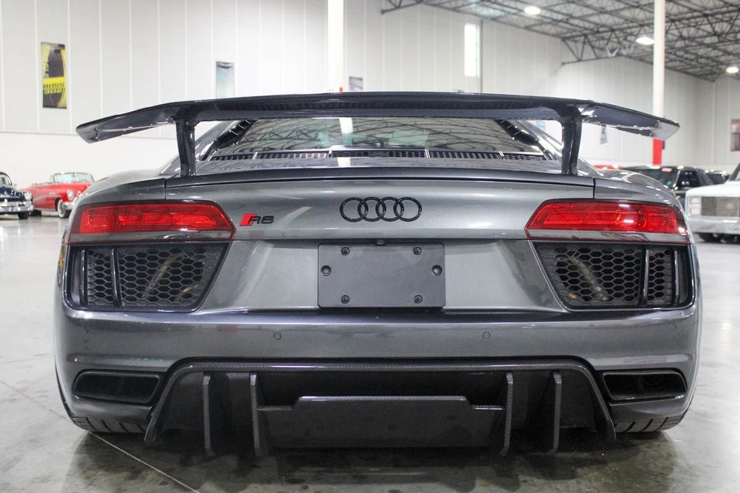 2017 Audi 4S R8 - Image 5 of 12