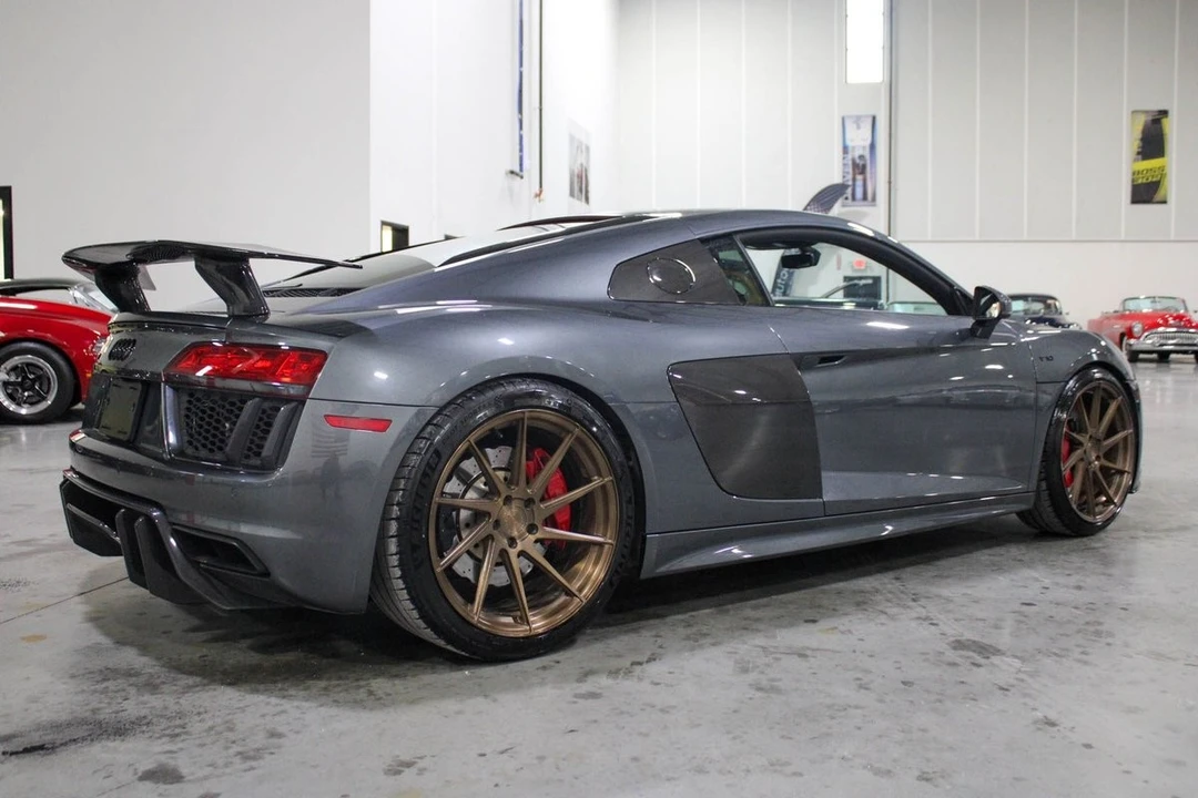 2017 Audi 4S R8 - Image 6 of 12