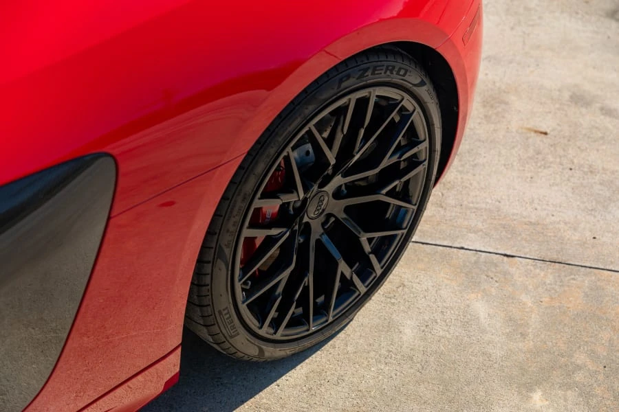 2017 Audi 4S R8 - Image 10 of 31