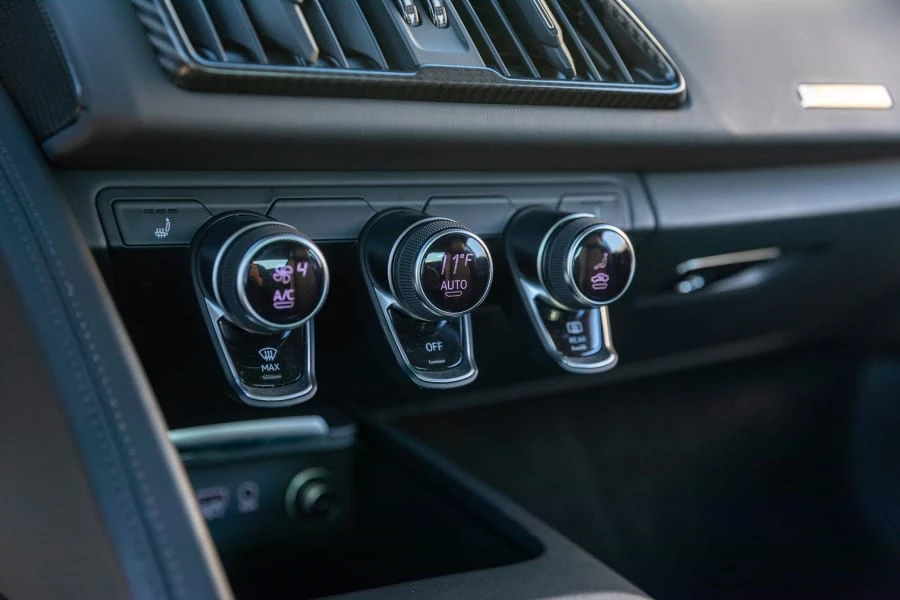 2017 Audi 4S R8 - Image 22 of 31